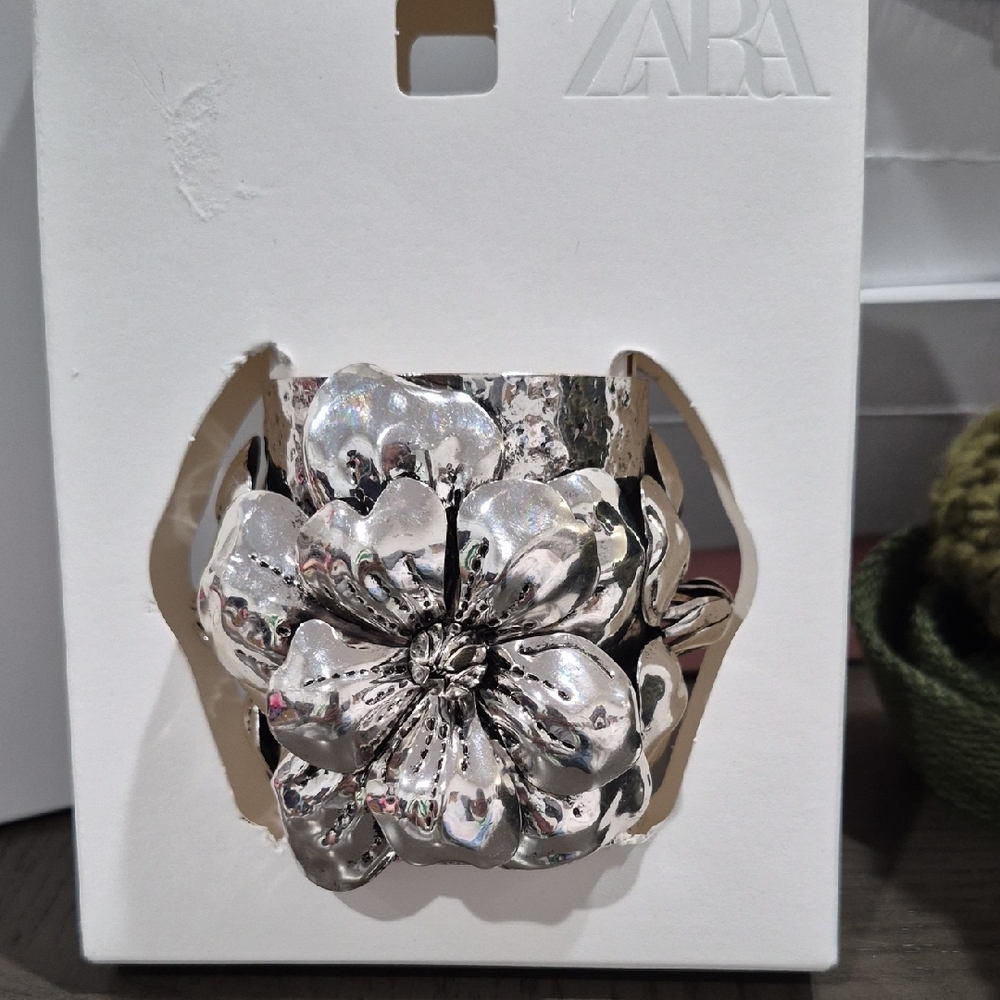 Zara Metallic Silver Floral Statement BRACELET